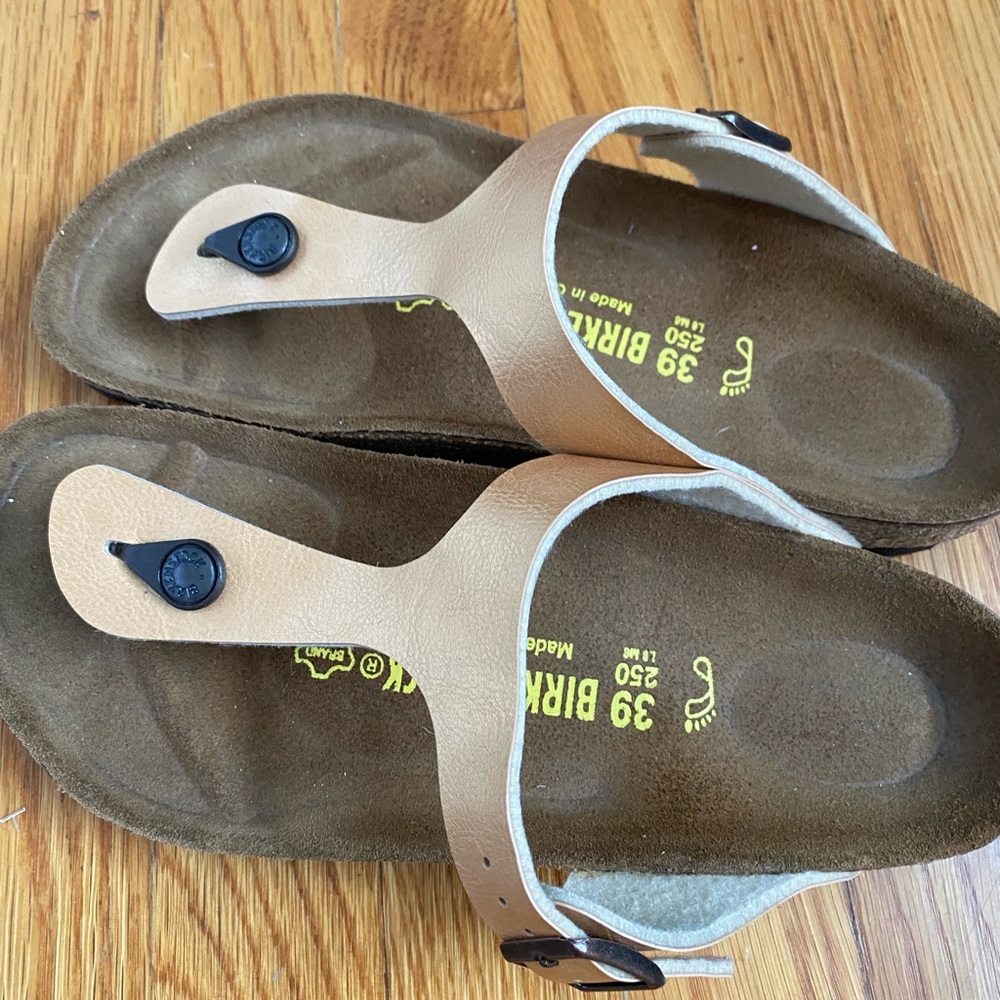 Birkenstock gizeh size 39